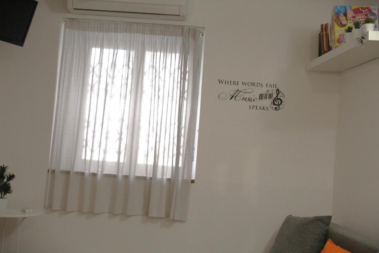 Casa Vacanze Angelica Salerno Exteriér fotografie